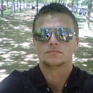 Meet your Posher, Justin